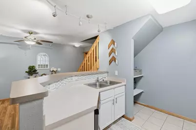 10 Kings Mill Circle #304, Madison, WI 53718 - Photo 14