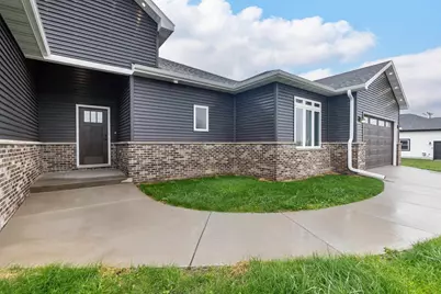 206 Parkview Avenue, Shullsburg, WI 53586 - Photo 2