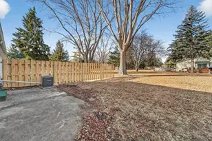 5907 Rattman Rd, Madison, WI 53718 - Photo 34