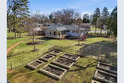 414 Woodview Drive, Sun Prairie, WI 53590 - Photo 62