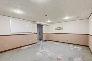 414 Woodview Dr, Sun Prairie, WI 53590 - Photo 40