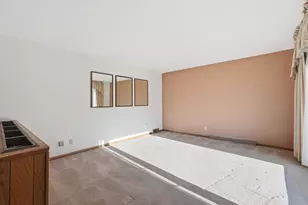 414 Woodview Dr, Sun Prairie, WI 53590 - Photo 10