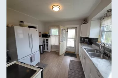 1018 Elm Street, Wisconsin Dells, WI 53965 - Photo 8