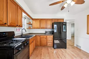 3439 S 80th St, Milwaukee, WI 53219 - Photo 12