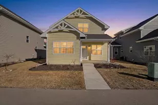 43 Windflower Wy, Mount Horeb, WI 53572 - Photo 2