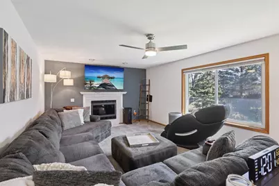 2524 Targhee Street, Fitchburg, WI 53711 - Photo 2