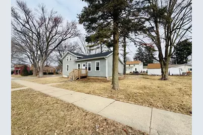 1404 22nd Avenue, Monroe, WI 53566 - Photo 4