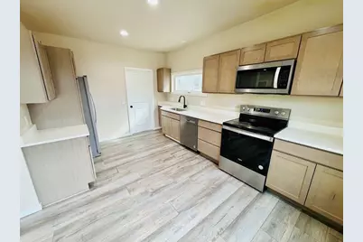 1404 22nd Avenue, Monroe, WI 53566 - Photo 10