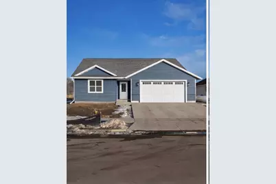 207 N Lawrence Avenue, Tomah, WI 54660 - Photo 1