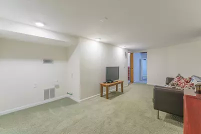 1621 Loftsgordon Avenue, Madison, WI 53704 - Photo 20