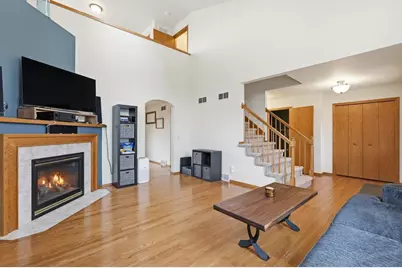 18 Prescott Circle, Madison, WI 53719 - Photo 6