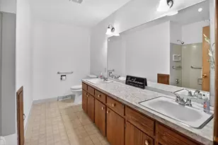 1005 Tompkins Dr, Madison, WI 53716 - Photo 40