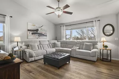 3266 Box Hill Road, Sun Prairie, WI 53590 - Photo 4