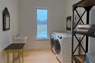 4043 Serenbe St, Middleton, WI 53562 - Photo 38