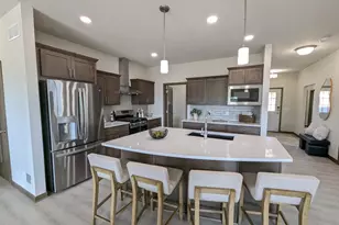 505 Spindrift St, Mount Horeb, WI 53572 - Photo 8