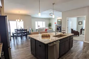 505 Spindrift St, Mount Horeb, WI 53572 - Photo 10