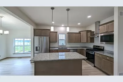 4307 Goldeneye Gateway Drive, Middleton, WI 53562 - Photo 2