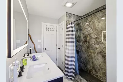 5316 Groveland Terrace, Madison, WI 53716 - Photo 12