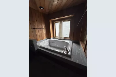 530 E Hiawatha Drive #318, Wisconsin Dells, WI 53965 - Photo 8