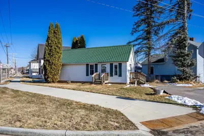 702 Academy Street, Elroy, WI 53929 - Photo 20