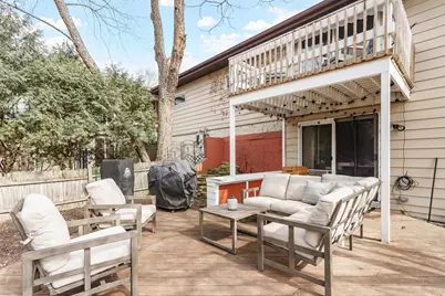 423 N Wright Road, Janesville, WI 53546 - Photo 6