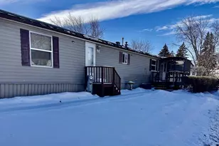 1513 Indigo Dr, Oshkosh, WI 54902 - Photo 4