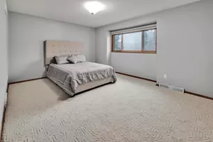 954 Hemlock Dr, Verona, WI 53593 - Photo 14