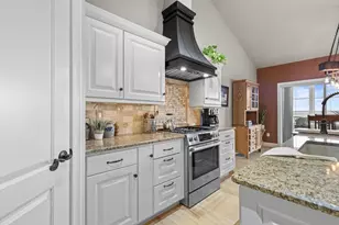 1317 Brunette Downs Dr, Madison, WI 53718 - Photo 12