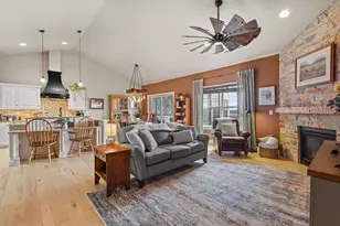 1317 Brunette Downs Dr, Madison, WI 53718 - Photo 18