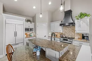 1317 Brunette Downs Dr, Madison, WI 53718 - Photo 2