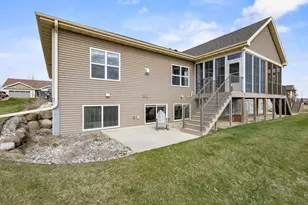 1317 Brunette Downs Dr, Madison, WI 53718 - Photo 38