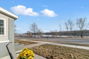 1201 W Conant St, Portage, WI 53901 - Photo 34