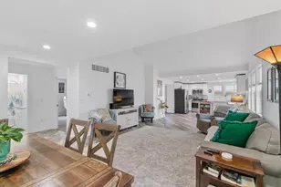 1201 W Conant St, Portage, WI 53901 - Photo 8
