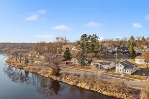 1201 W Conant St, Portage, WI 53901 - Photo 10