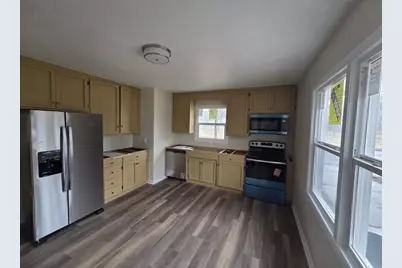 409 N Rosa Road, Madison, WI 53705 - Photo 2