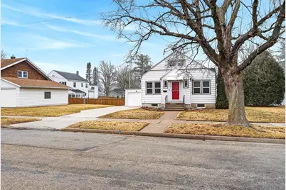 2215 15th Street, Monroe, WI 53566 - Photo 4