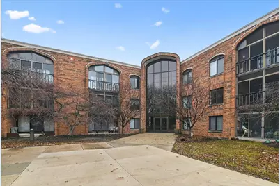 6302 Mineral Point Road #306, Madison, WI 53705 - Photo 2