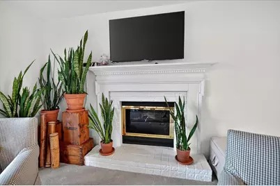 6302 Mineral Point Road #306, Madison, WI 53705 - Photo 18