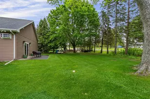 W2932 Kahl Rd, Markesan, WI 53946 - Photo 8