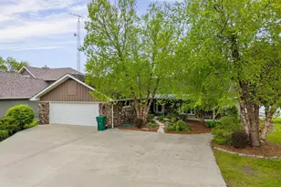 W2932 Kahl Rd, Markesan, WI 53946 - Photo 2