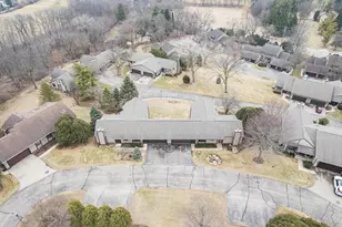 314 Country View Ct, Janesville, WI 53548 - Photo 8