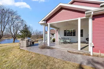 718 Stow Street, Horicon, WI 53032 - Photo 2