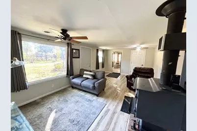 5636 S County Road D, Beloit, WI 53511 - Photo 6