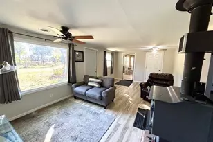 5636 S County Rd D, Beloit, WI 53511 - Photo 6