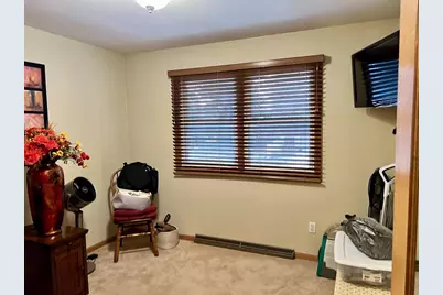 639 Sussex Drive, Janesville, WI 53546 - Photo 46