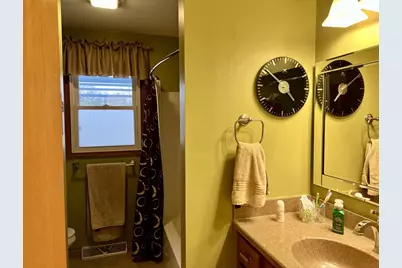 639 Sussex Drive, Janesville, WI 53546 - Photo 34