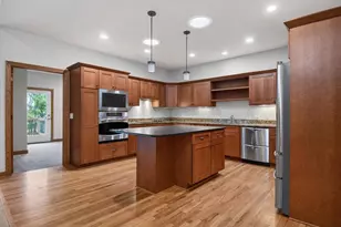 4206 Rose Ct, Middleton, WI 53562 - Photo 16