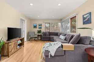 470 Woodside Terrace, Madison, WI 53711 - Photo 6