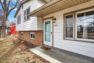 2433 Butlin Dr, Beloit, WI 53511 - Photo 4