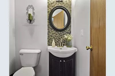 9 N Grand Avenue, Deerfield, WI 53531 - Photo 24